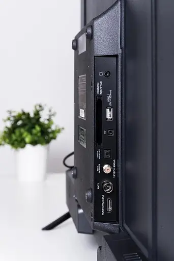 Телевізор 40 дюймів смарт на Андроїд — Ergo LED Full HD 40" (40GFS5500) - фото 4