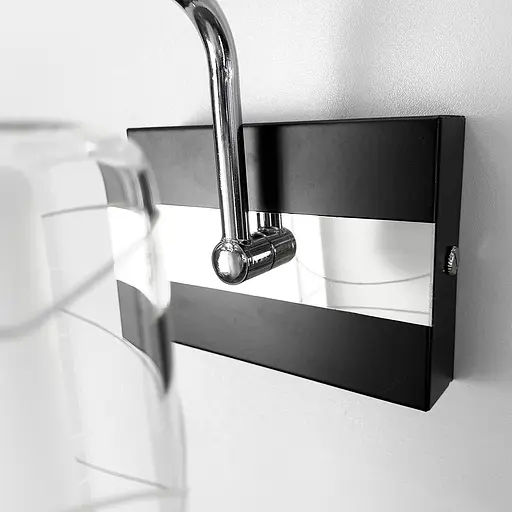 Бра в чорному корпусі на 1 плафон Line F 126/1 CR+BK+WT - фото 5