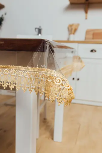 Силиконовая скатерть с золотым кружевом 7 см 380х190 см - фото 2