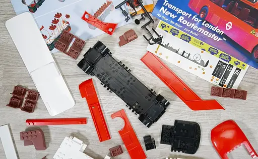 Конструктор Airfix дитячий автобус QUICKBUILD F22 Raptor червоний J6050 - фото 7