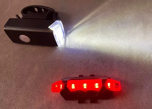 Вело фара передняя и задняя Bike Light 025 велосипедный аккумуляторный фонарь на велосипед с креплением - фото 2