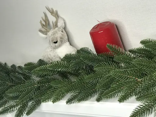 Гірлянда хвойна Hvoya Classic лита світло-зелена 2 м - фото 6