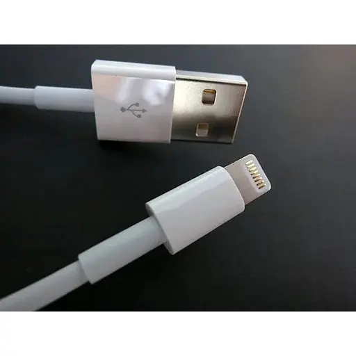 Кабель Apple Lightning для iPhone 5