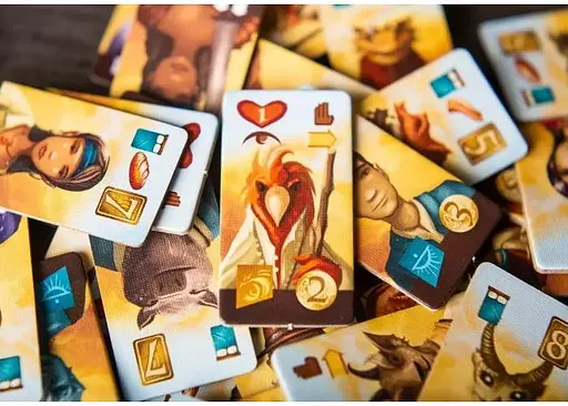 Настольная игра Red Raven Games Ближе и Дальше (Near and Far) (англ.) (RVM015) - фото 7