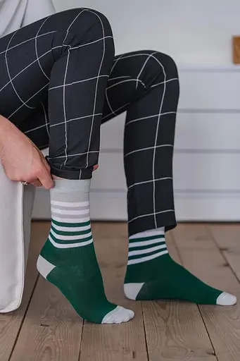 Носки с принтом полоски высокие бесшовные качественные ORGANIC cotton JILL ANTONY Зеленый, 44-45 - фото 1