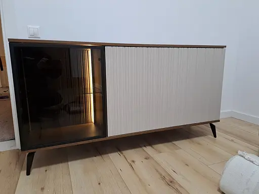 Комод з підсвіткою Вічі / Vici K154 3-дверний Горіх/кашемір Perfect Home Польща (PFH-091276) - фото 6