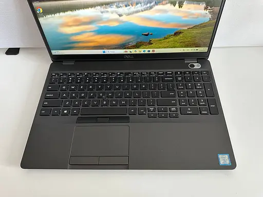 Ноутбук Dell Latitude 5500 15.6" (i7-8665U / 16GB / SSD 256GB / 1920x1080 IPS) #2 Refurbished - фото 3