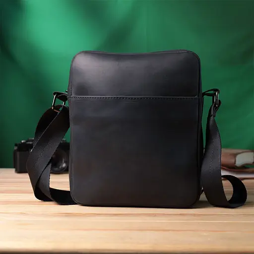 Чоловіча сумка через плече з натуральної матової шкіри SHVIGEL 20х22,5х6 см sum0027001 - фото 9