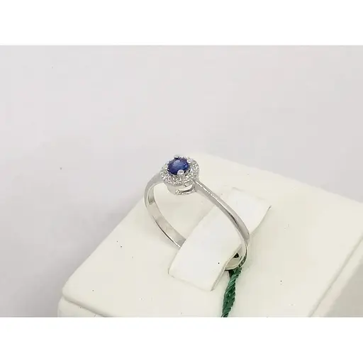 Золоте кільце ЮЗ "Багет" з діамантами і сапфіром. Артикул 15134/1С 17 - фото 2