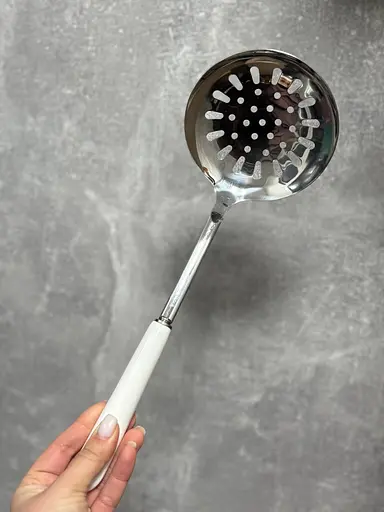 Набір кухонного приладдя на підставці керамічна ручка 7 предметів Білий із сріблястим - фото 4