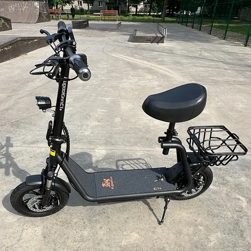 Электросамокат KUGOO Kirin C1+ Plus 18Ah 2025 года с сиденьем и корзиной - фото 3
