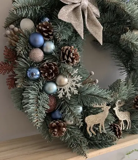 Вінок новорічний різдвяний Hvoya Elegant зі штучної хвої блакитний 40 см - фото 2