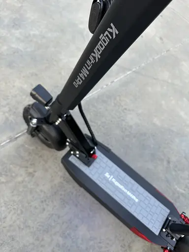 Электросамокат KUGOO Kirin M4 Pro 1000W 18Ah с сидением и усиленным аккумулятором и подсветкой - фото 4