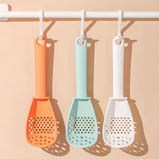 Багатофункціональна кухонна ложка з терткою та ситечком 6 в 1 (тертка, шумівка, вінчик, прес, сито, лопатка), Kitchen Master Червоний 87422 - фото 3