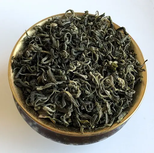 Китайский зеленый чай Би Ло Чунь (Изумрудные спирали весны) 100 г