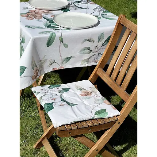 Водоотталкивающая подушка для стула с 3D принтом Яблоневый цвет 40х40 см белая 4 шт. - фото 2