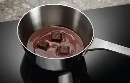 Варильна поверхня електрична Electrolux EIT61443B (6924739) - фото 8