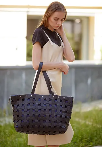 Шкіряна плетена жіноча сумка Пазл Xl чорна Crazy Horse - фото 2