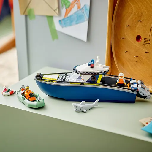 Конструктор LEGO City Преследование на полицейском катере 264 детали (60456) - фото 11