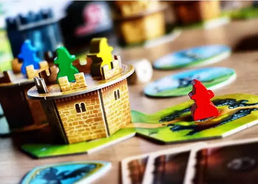 Настільна гра Capstone Games Блукаючі вежі (Wandering Towers) (англ.) (ABTOW01) - фото 4