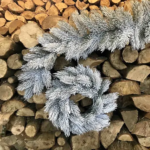 Вінок хвойний Hvoya Сосна литий засніжений 60 см - фото 8