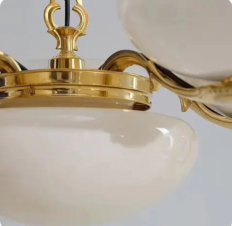 Светодиодная люстра Пион 5020 (Золотая) на 3+1 плафон - фото 3