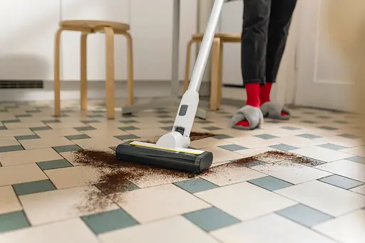 Аккумуляторный пылесос Karcher KVA 2 (1.198-730.0) - фото 4