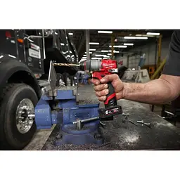 Дриль-шуруповерт акумуляторний безщітковий MILWAUKEE, M12 FDD2-0, 37/45Нм (каркас) - мініатюра 9