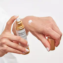 Омолоджуючий крем-гель для обличчя Sesderma Factor G Rejuvenating Gel Cream 50 мл - мініатюра 4