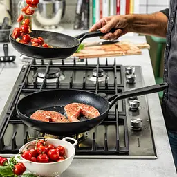 Набір сковорідок KitchenAid CFA 24/28 см з керамічним покриттям 2 предмети (CC003569-001) - мініатюра 10