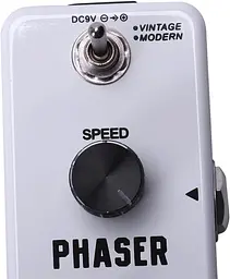 Аналогова педаль фазового ефекту Rowin LEF-313 Phaser для електрогітари у вінтажних та сучасних режимах з True Bypass - мініатюра 6