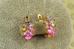 Сережки Xuping Jewelry Ельфійські з різнокольоровими каменями 1,4 см золотисті - мініатюра 2