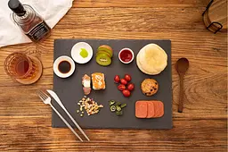 Велика шиферна кухонна дошка розміром 16 x 12 дюймів для м'яса, сиру, закусок, шиферна таця з 2 крейдами - мініатюра 4