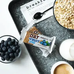 Батончик BiotechUSA Oat and Fruit Zero Blueberry 70 г - мініатюра 3