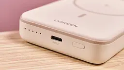 Магнітний Magsafe Павербанк Ugreen PB561 10000 mAh 20 W з бездротовою магнітною зарядкою для iPhone бежевий - мініатюра 4