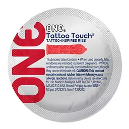Презервативи ONE Tattoo Touch з ребристою поверхнею у вигляді тату, 1 шт One One Tattoo Touch 101887 - мініатюра 1