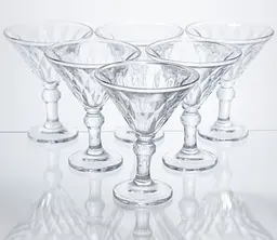 Набір келихів для мартіні Yiwu Classic Elegance 6 штук по 215 мл коктейльні келихи класичні конусовидні для напоїв HP-17-57