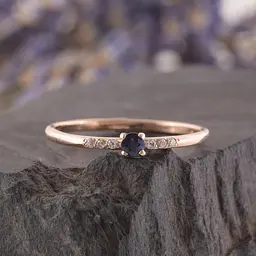 Каблучка з червоного золота з сапфіром і діамантами 18 K-0014 - мініатюра 3