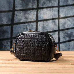 Компактна стьобана сумка для жінок з натуральної шкіри Vintage 22894 чорна