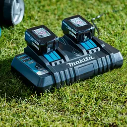 Пристрій для зарядки акумуляторів Makita LXT DC18RD (630868-6) - мініатюра 5