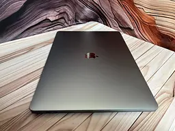 Ноутбук Apple MacBook Pro 16" i9-9880H/32/1TB (C02G84KEMD6T) Б/в - мініатюра 6
