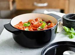 Каструля з кришкою KitchenAid СС006058-001 22 см 3.3 л чорна - мініатюра 5