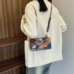 Жіноча сумка через плече крос-боді з екошкіри Lilly P2-15119230BL Мультиколор - мініатюра 8