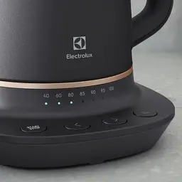 Електрочайник Electrolux E7K1-6BP - мініатюра 2