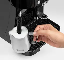 Кавомашина автоматична Delonghi Magnifica S ECAM 11.112.B - мініатюра 2