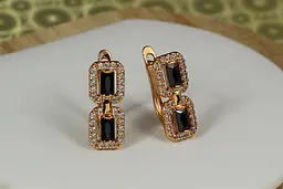 Сережки Xuping Jewelry пісочні часи із чорними каменями 1.7 см золотисті