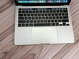 Ноутбук Apple MacBook Pro 13" 2020 i7-1068NG7/32/512 (C02FK1EJML87) Б/в - мініатюра 2