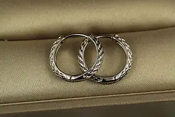 Сережки Xuping Jewelry кільця спіралька 1.4 см сріблясті