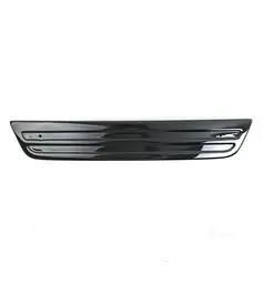 Зимова накладка на бампер Volkswagen Passat B6 2005- Глянець (Voron Glass) - мініатюра 4