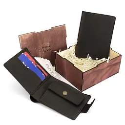 Подарунковий набір чоловічий Handycover №47 (коричневий) гаманець і обкладинка на паспорт) в коробці - мініатюра 7